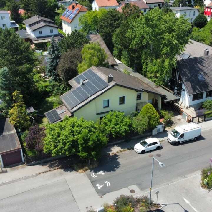 359514146_136907636103390_136976067366495274_n